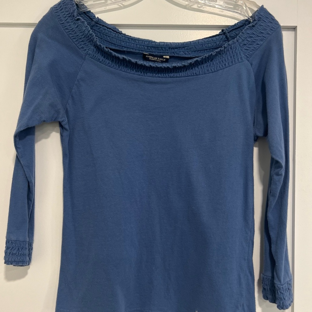 American Eagle Outfitters Blue Off-Shoulder Long Sleeve Top